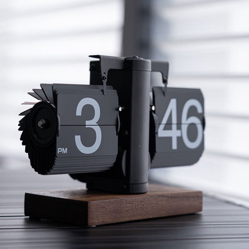 Flip Automatic Turning Clock