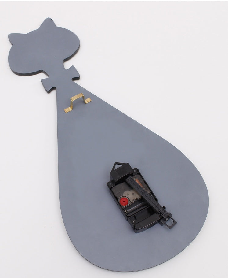 Cat Wagging Tail Clock 