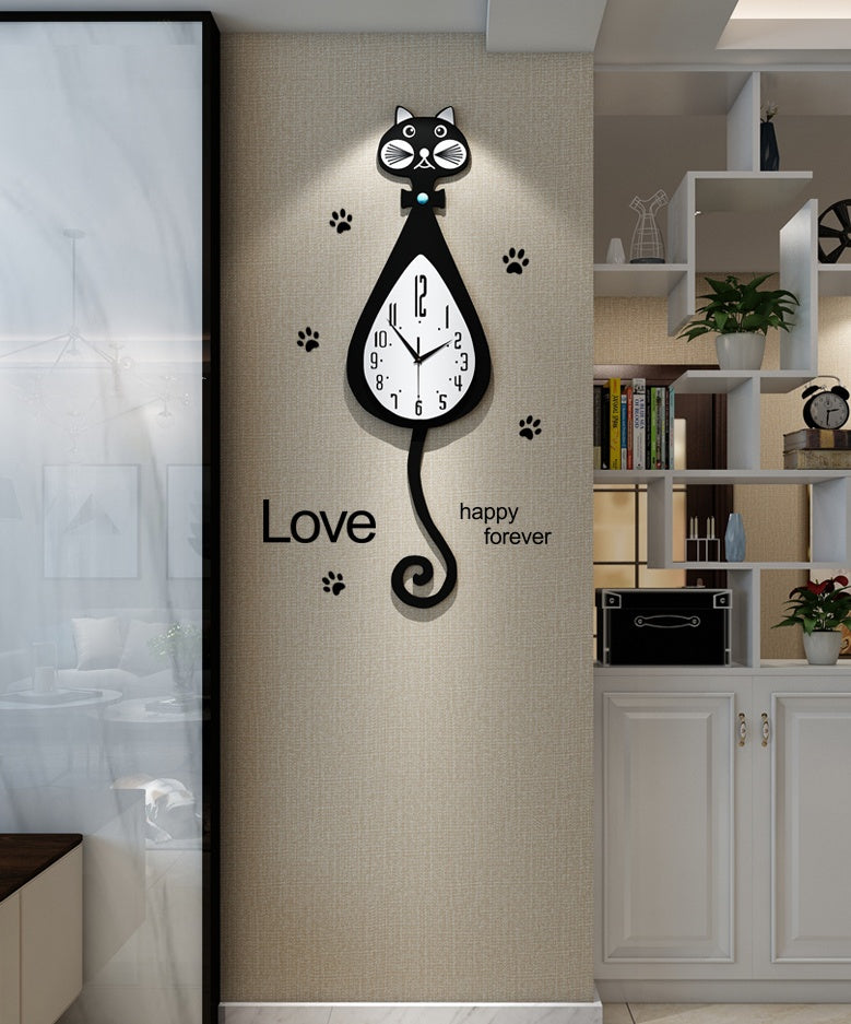 Cat Wagging Tail Clock 